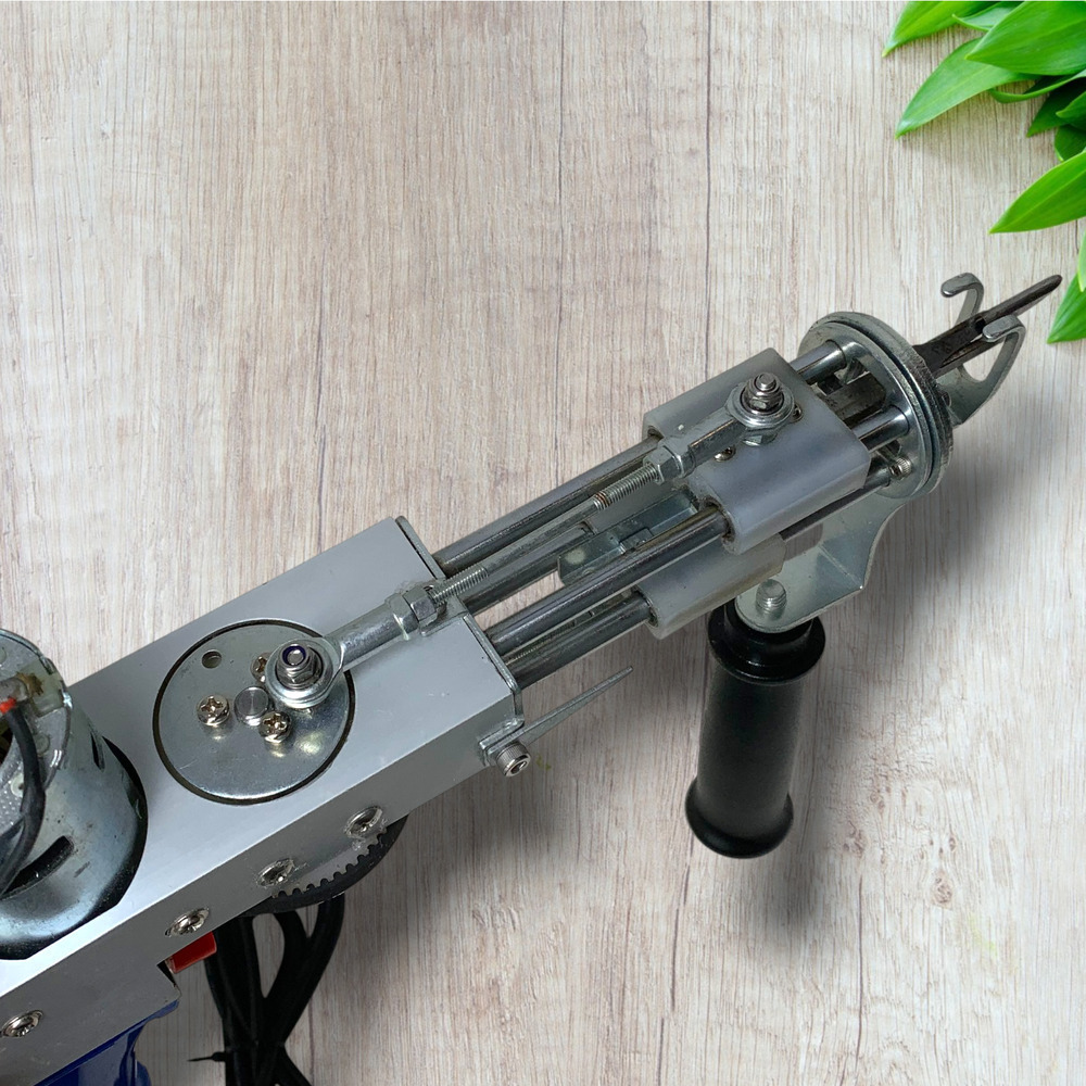 YS-225 Electric Carpet Rug Tufting Gun High-Speed Weaving Tested Works As Shown - Picture 4 of 9